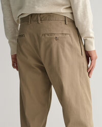 Relaxed Fit Tapered Anzughose aus Baumwolle