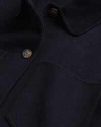 Handbestickte Hemdjacke