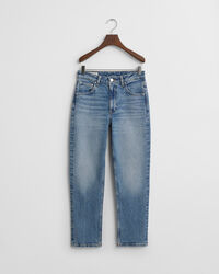 Verkürzte Jeans mit geradem Bein