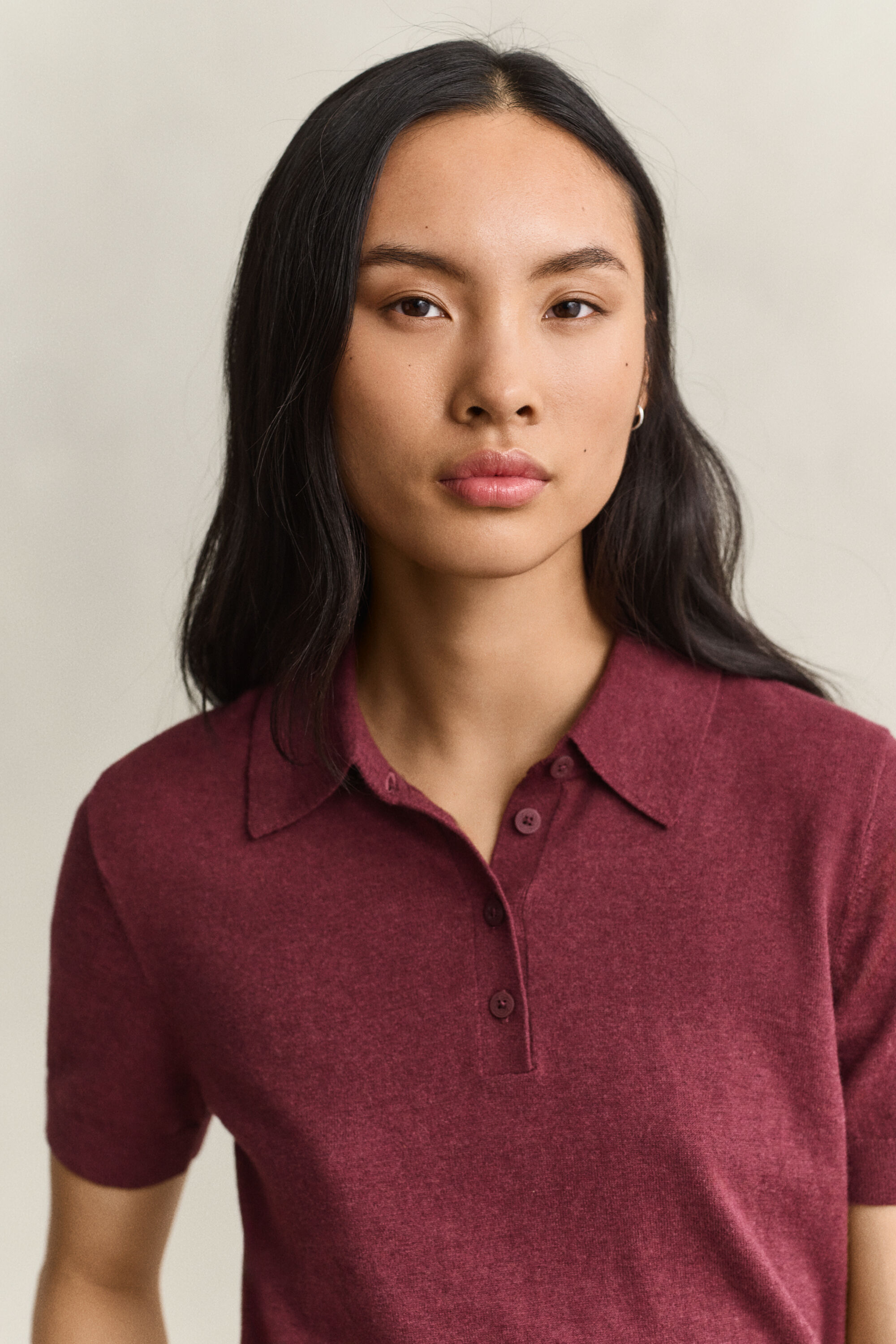 Leichter gestrickter Polopullover