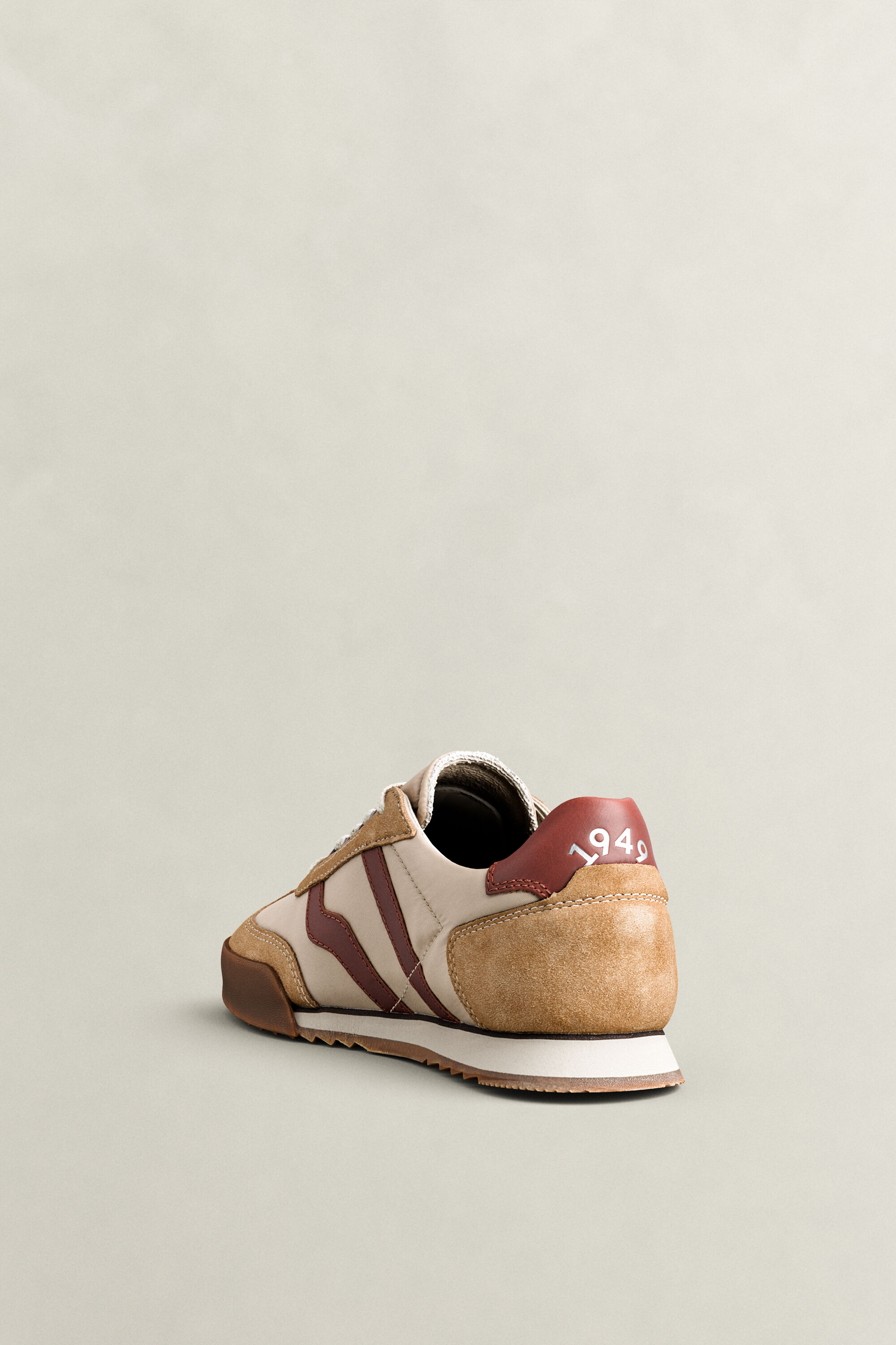 Baskets en daim Baylle