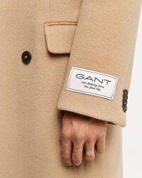 Zweireihiger Wollmantel