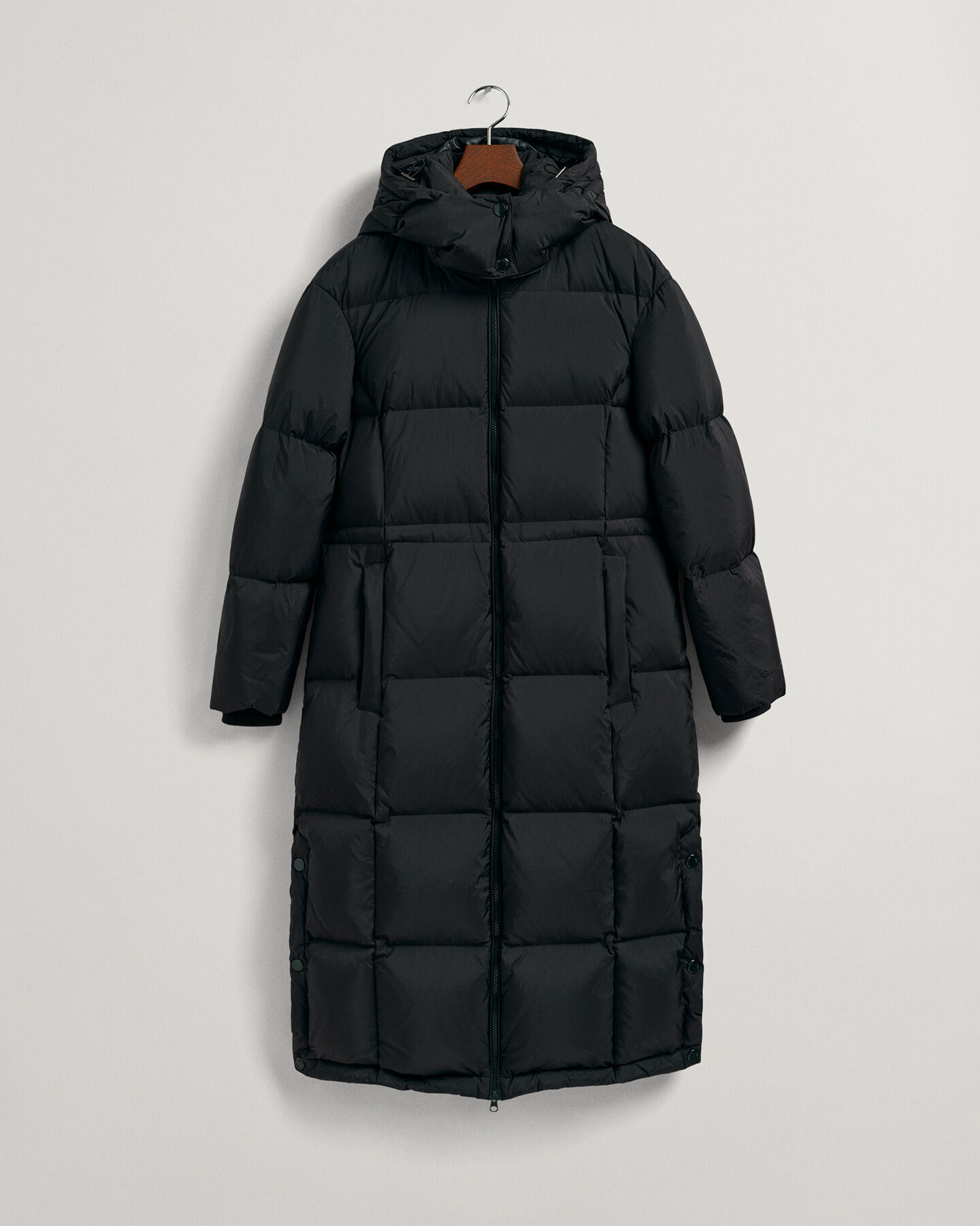 Langer Daunenmantel