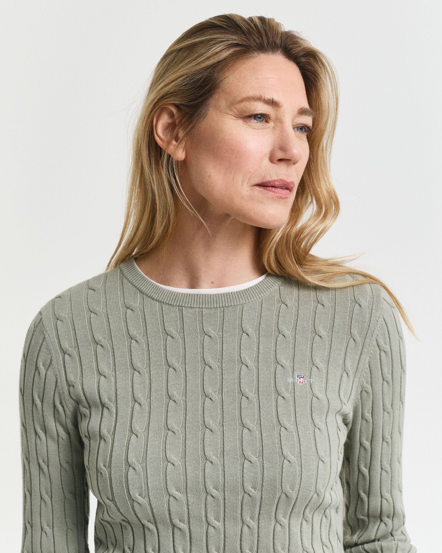 Cable Knit Crew Neck Sweater