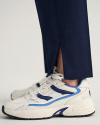 Pull-On Hose mit schmal zulaufendem Bein