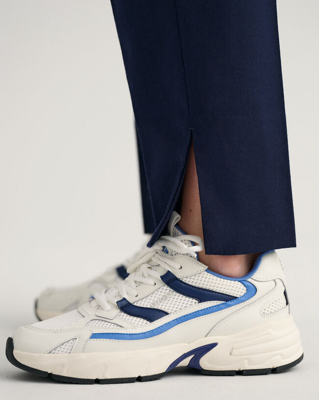 Pull-On Hose mit schmal zulaufendem Bein