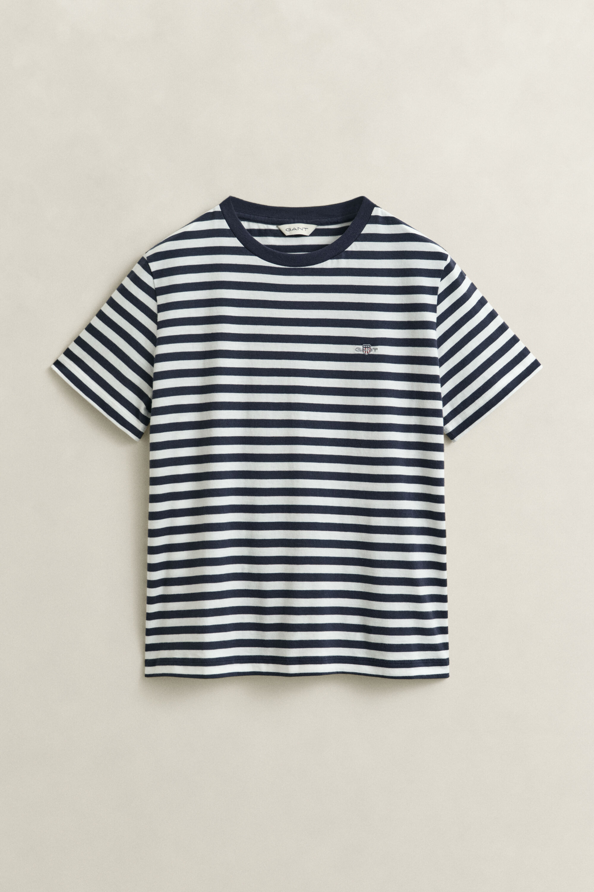 Shield T-Shirt mit Streifen