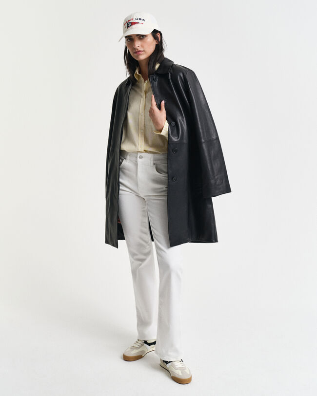 Weiße Slim Fit Schlagjeans