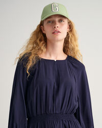 Kleid mit U-Boot-Ausschnitt