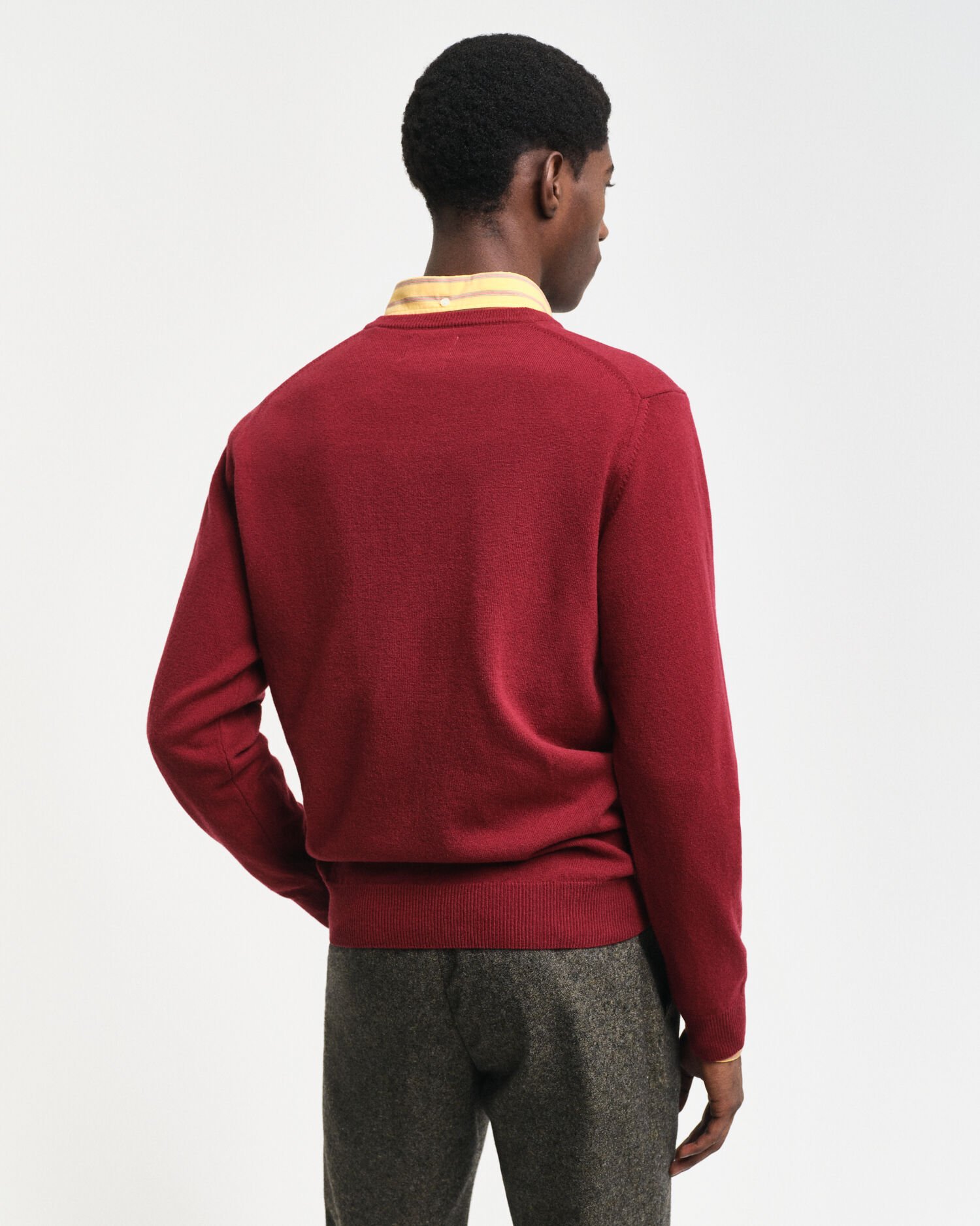 Superfine Lambswool V-Neck Pullover