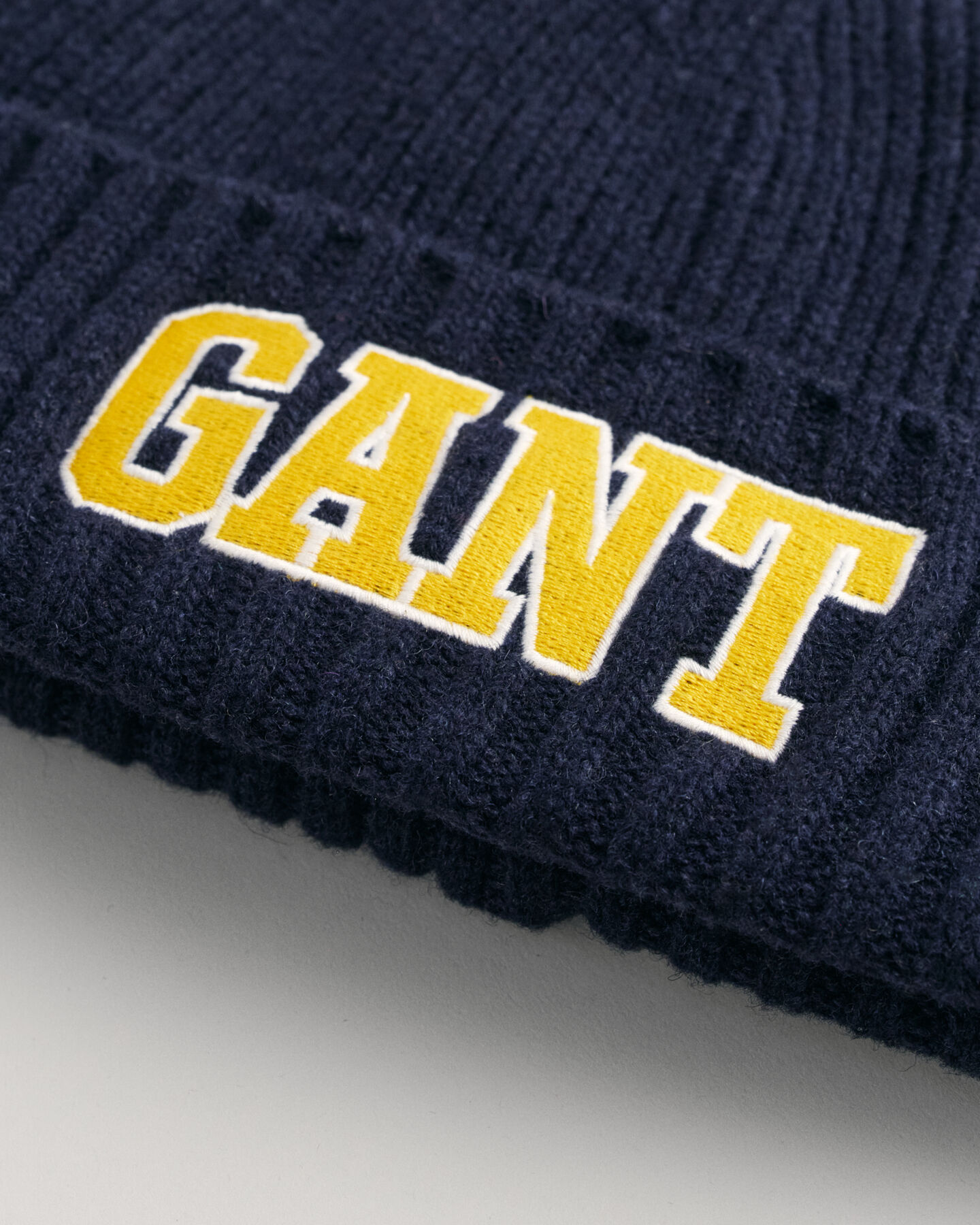 GANT Graphic Beanie und Schal im Geschenkset