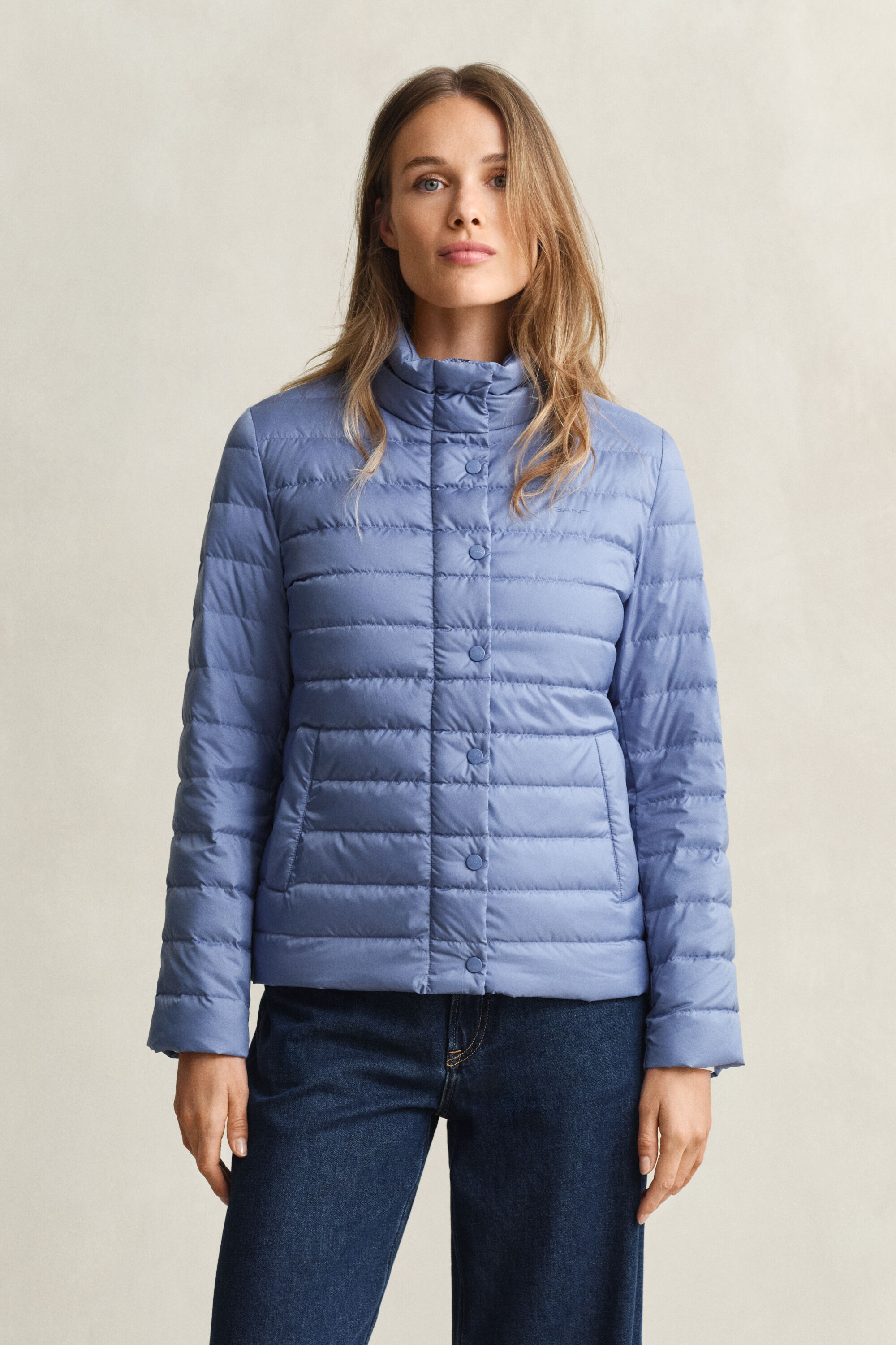 Leichte Daunenjacke