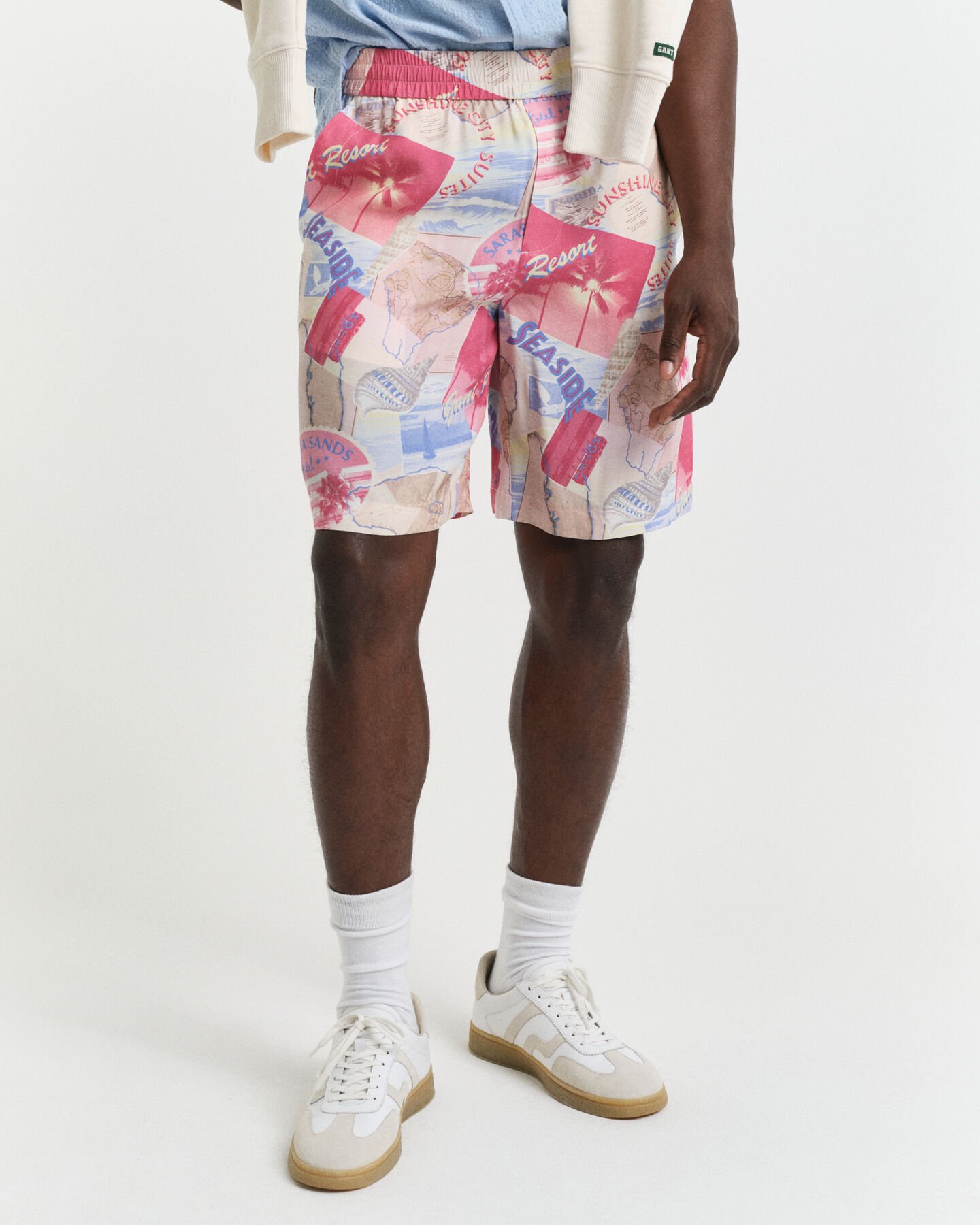 Relaxed Fit Shorts mit Resort-Print