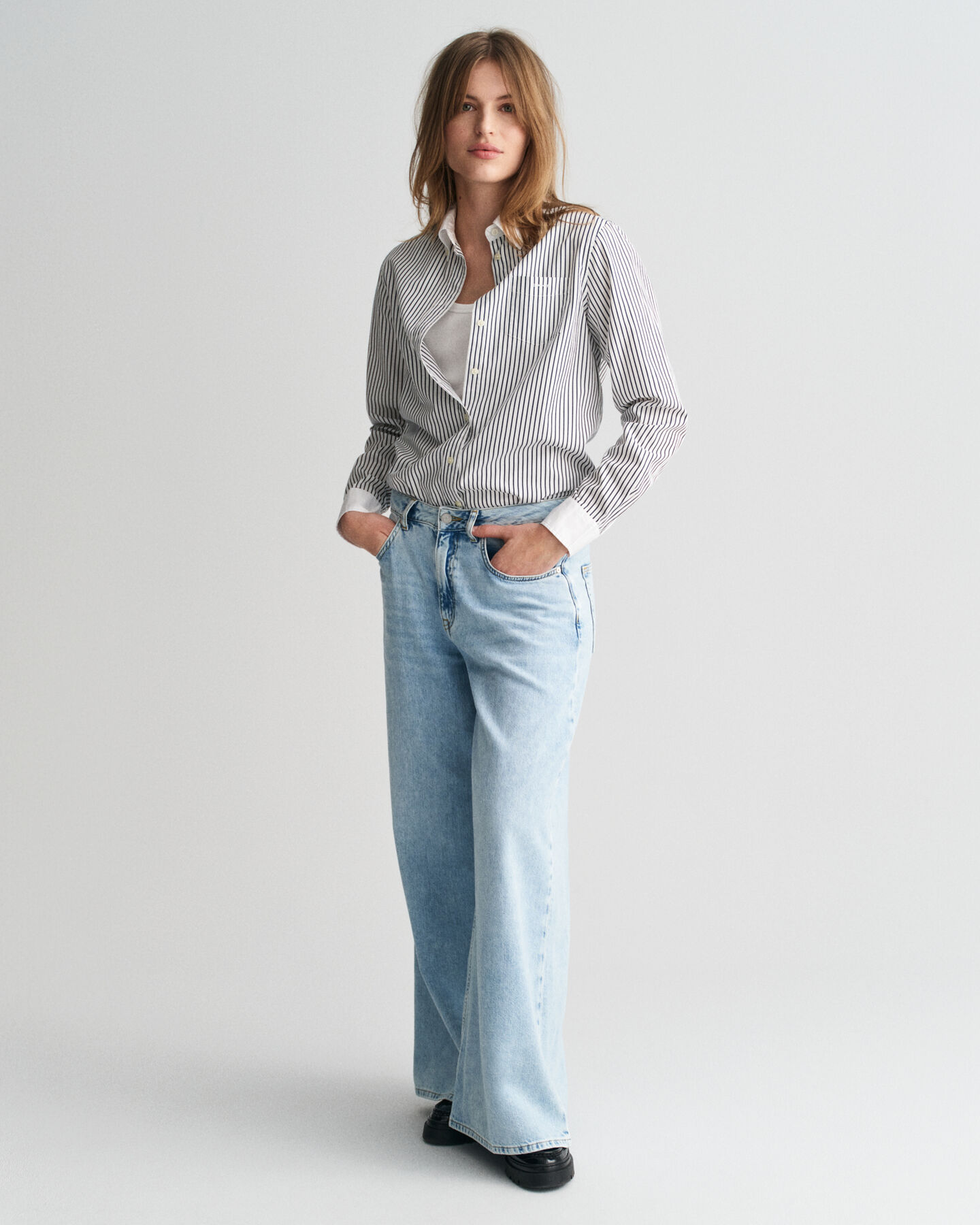 Regular Fit Bluse mit Kontrastkragen und Streifen