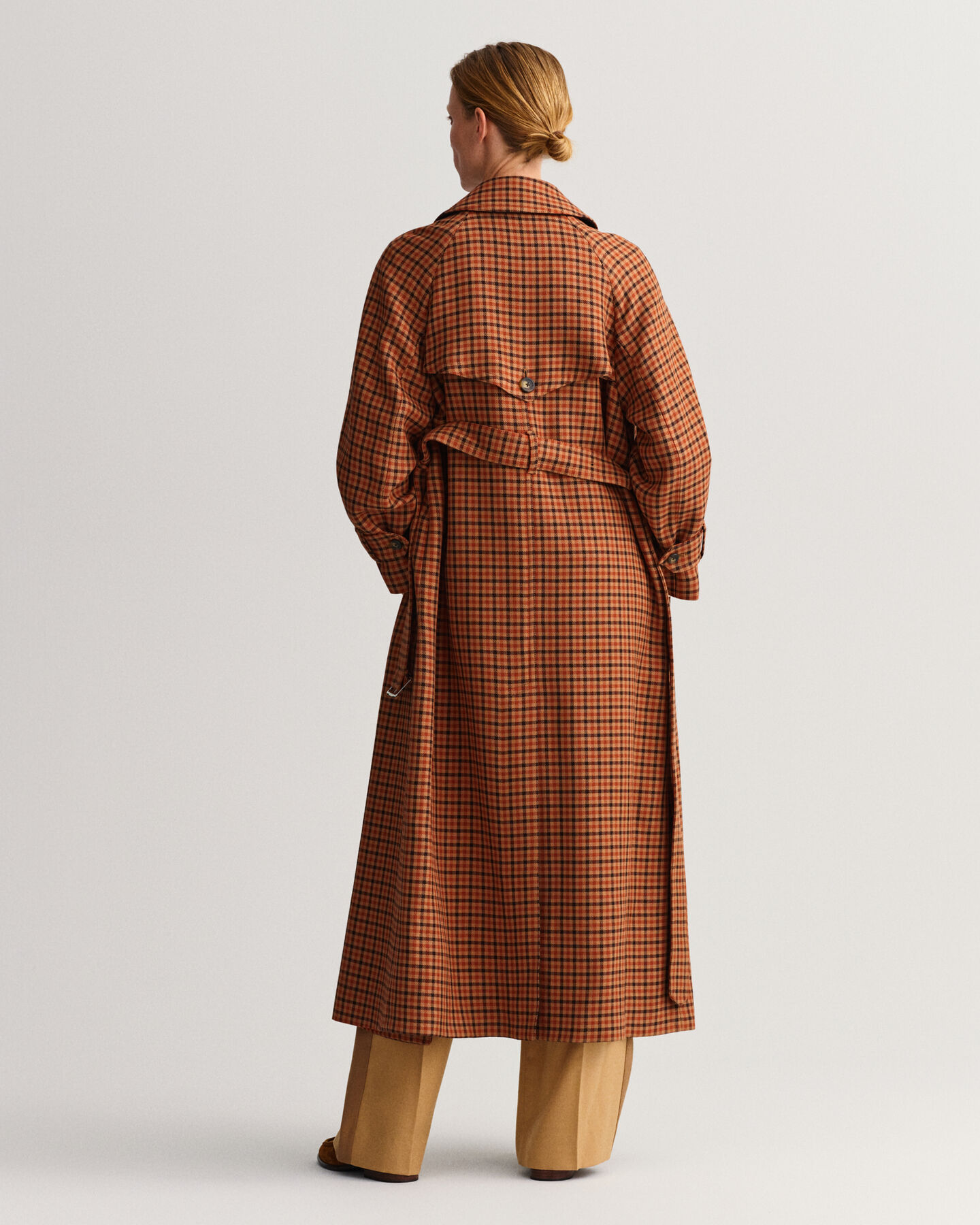 Karierter Trenchcoat