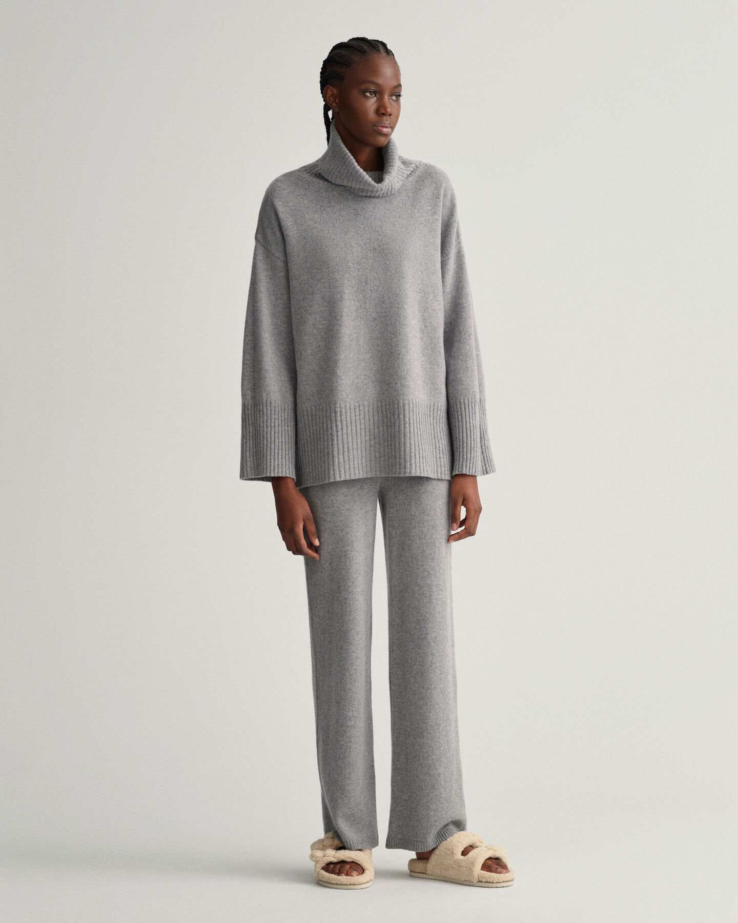 Lounge Rollkragenpullover