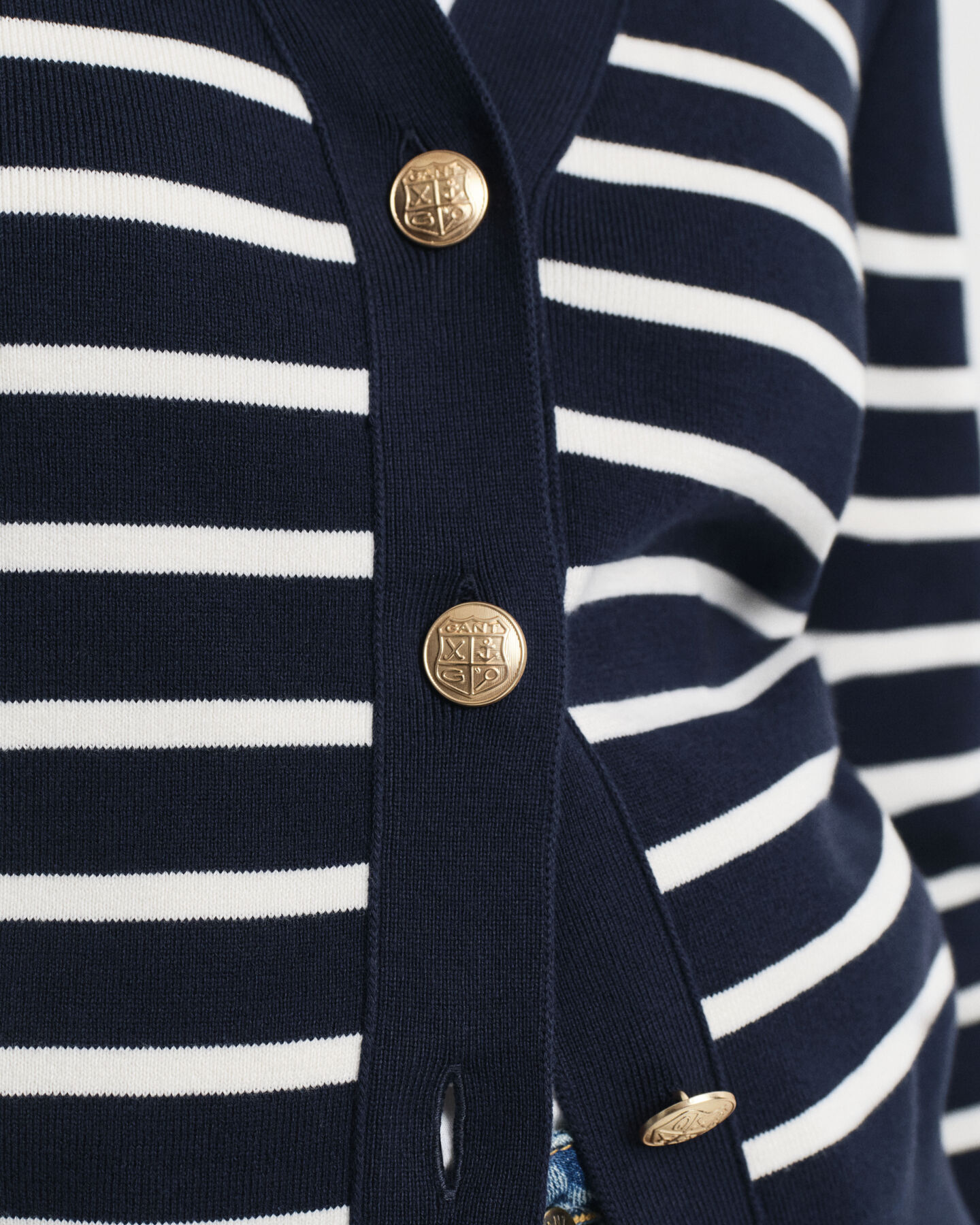 Baumwoll-Strickjacke mit Streifen