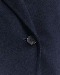 Handgenähte Jacke mit Gürtel