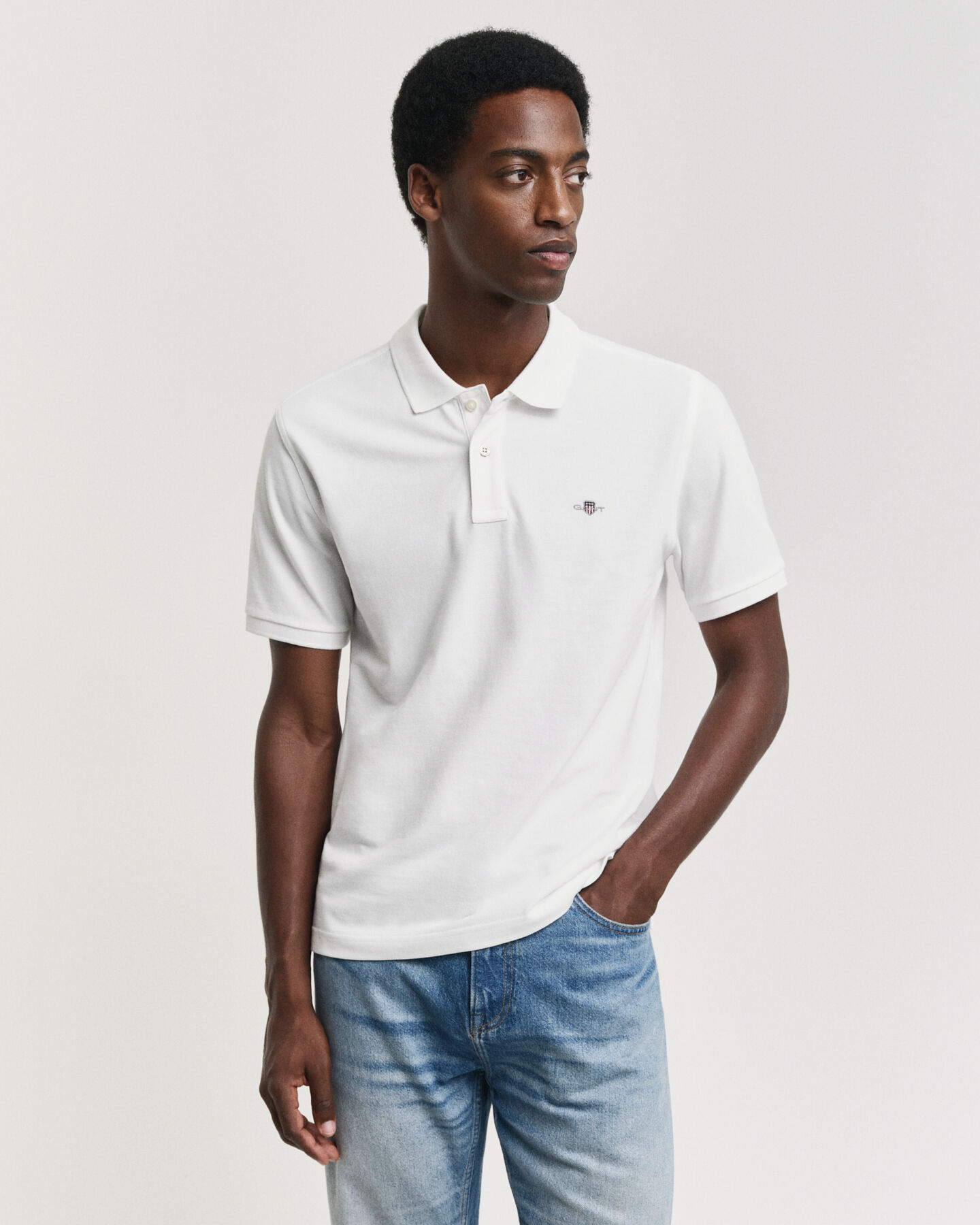 Seasonal Essential Archive Shield Poloshirt mit Stickerei
