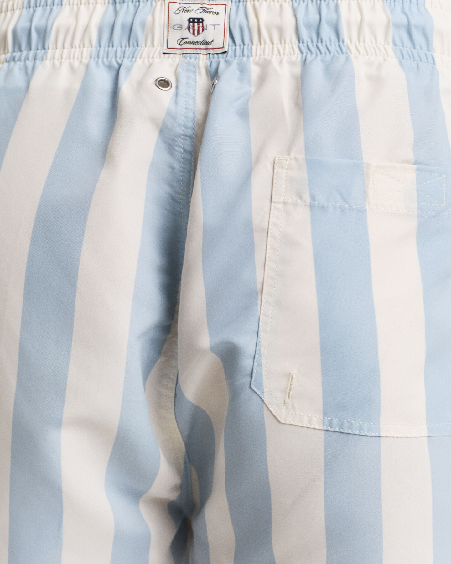 Badeshorts mit Blockstreifen