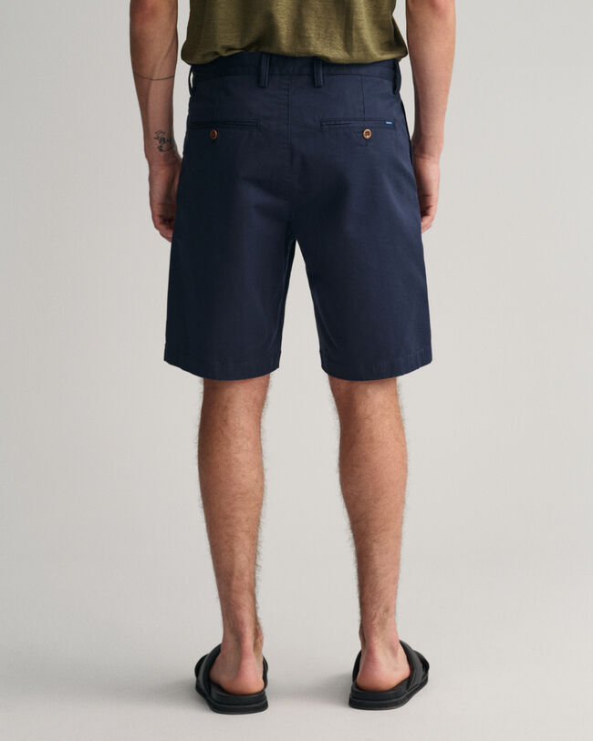 Hallden Slim Fit Twill-Shorts