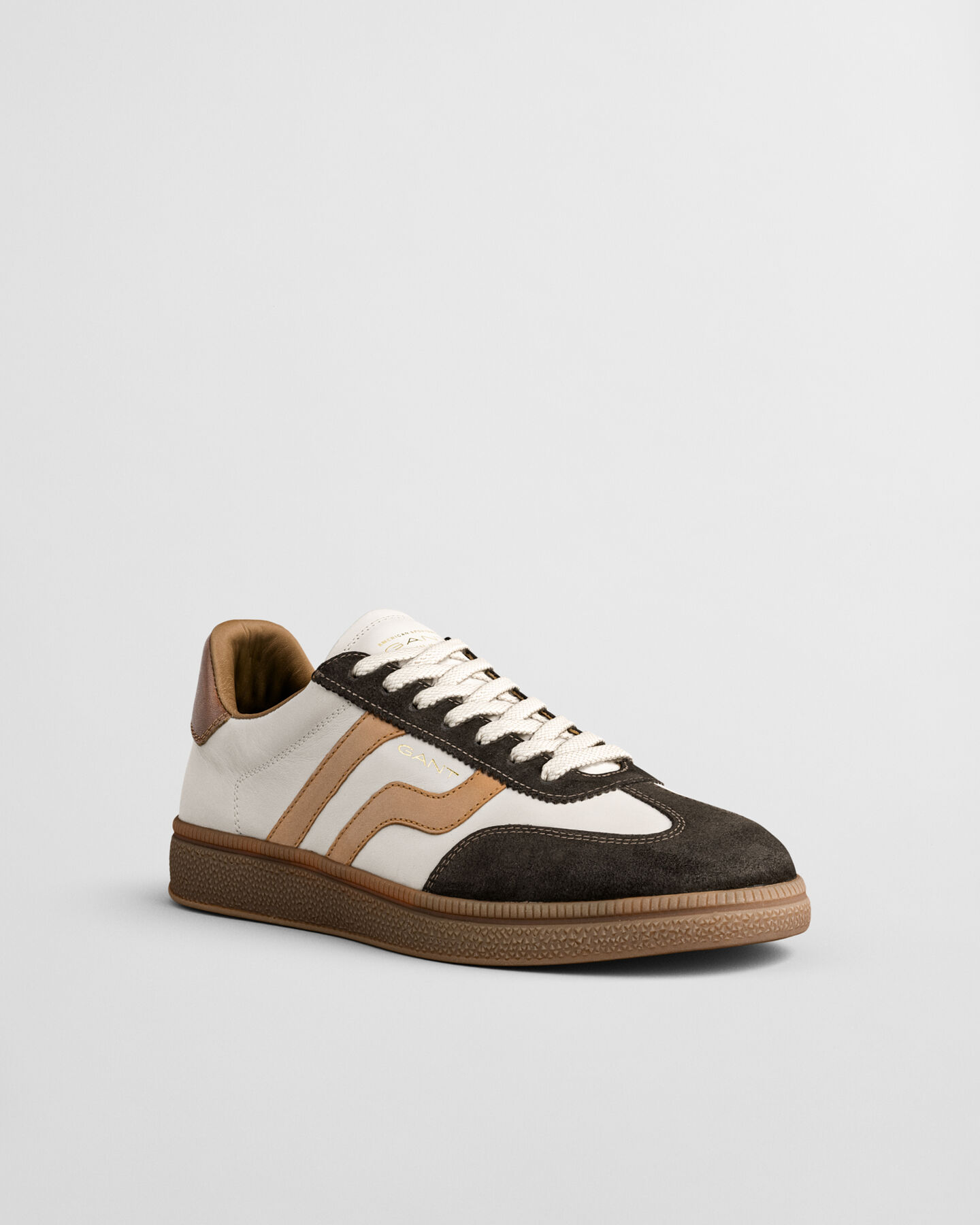Cuzmo Sneaker aus Veloursleder