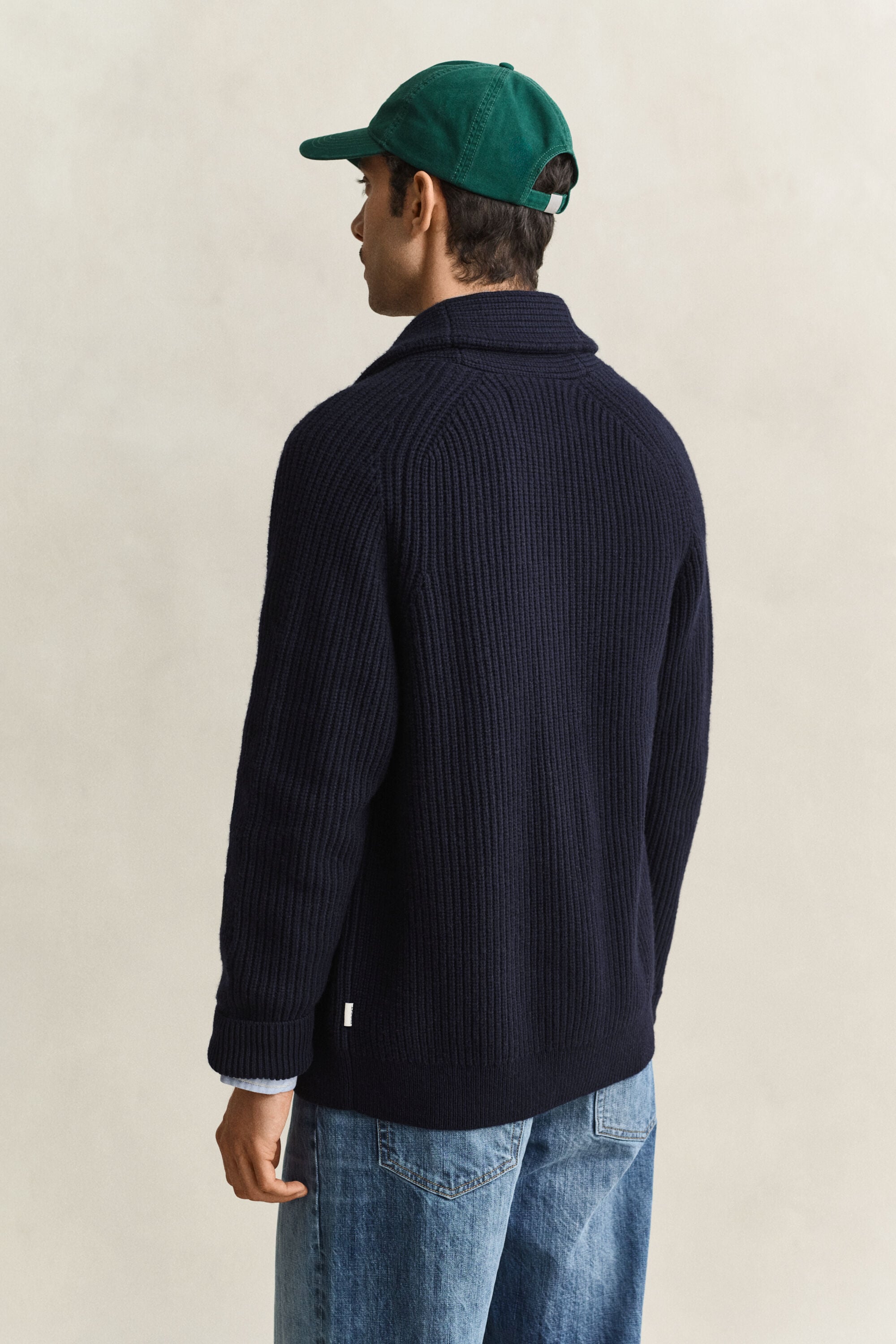 Gerippte Strickjacke aus Wollgemisch