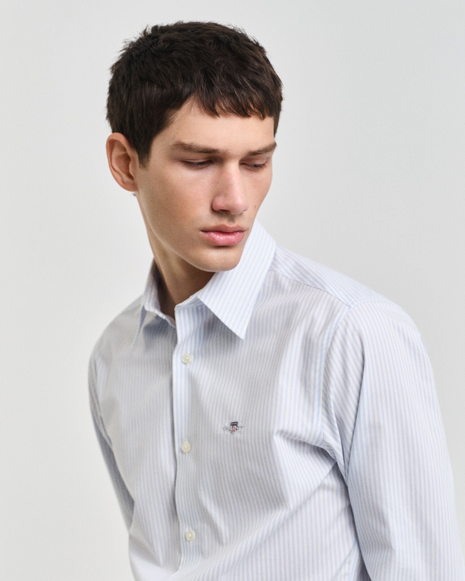Camicia in popeline elasticizzato a righe slim fit