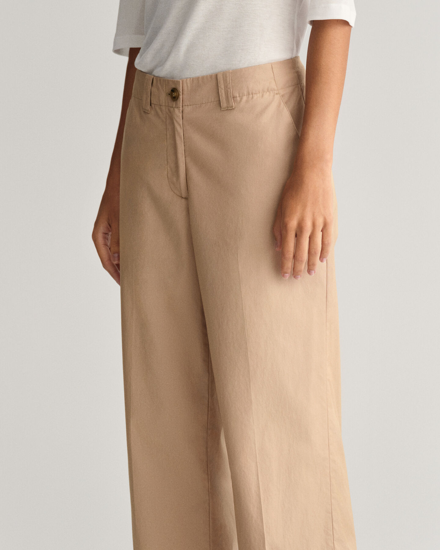 Leichte Relaxed Fit Chinohose