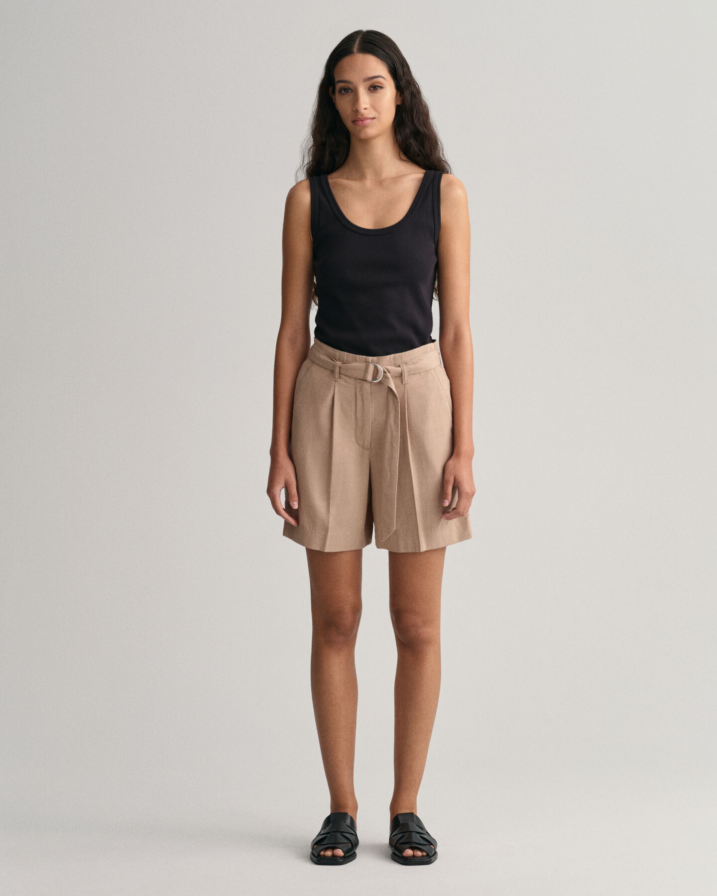 Relaxed Fit Shorts mit G&uuml;rtel