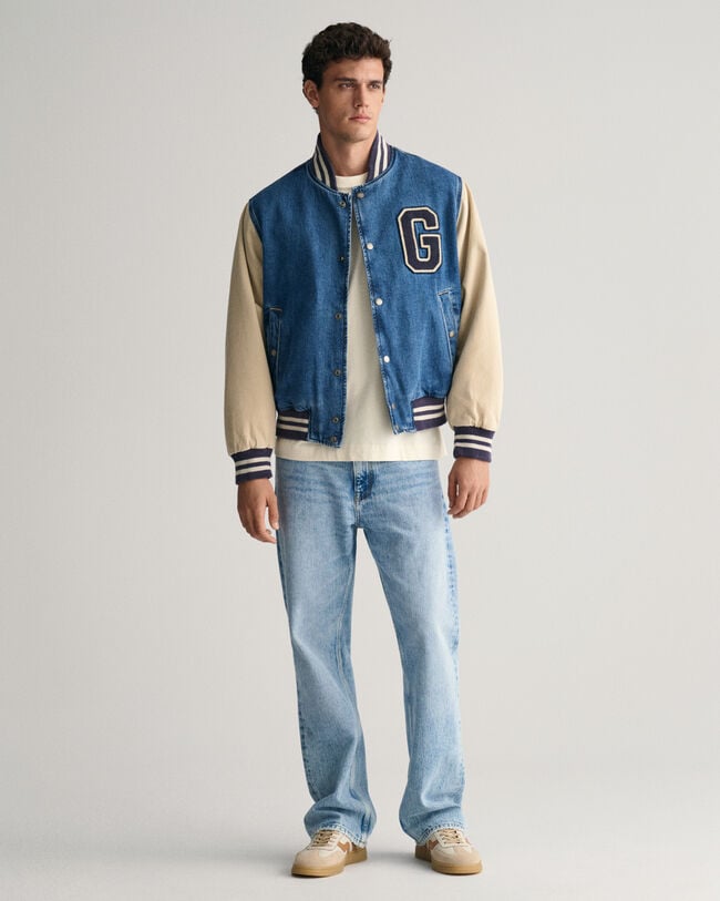 Loose Fit Jeans mit weitem Bein