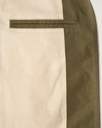 Leichte GANT Varsity Jacke