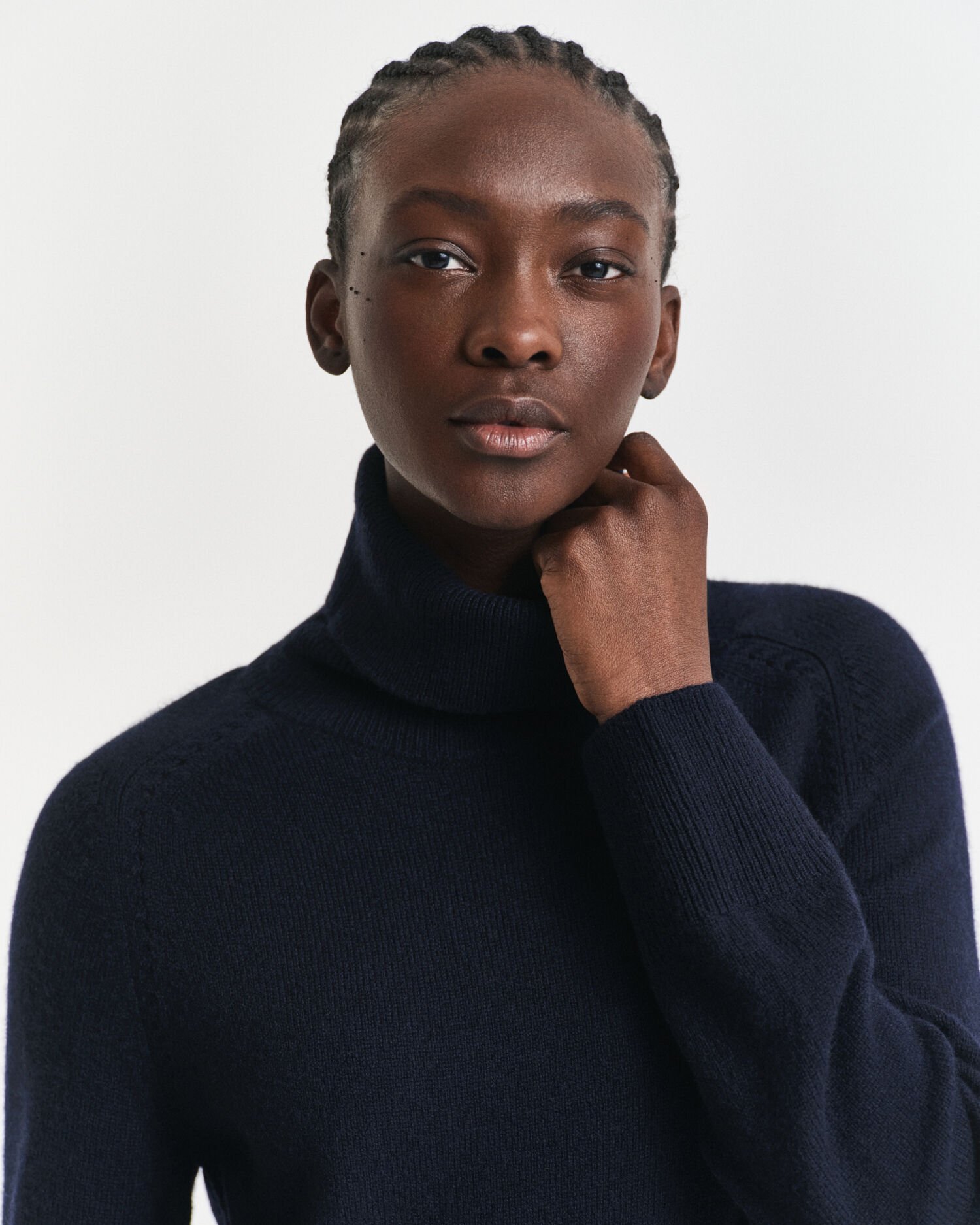 Abito a collo alto con dettagli in maglia