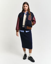 Breit gerippter Wollrock