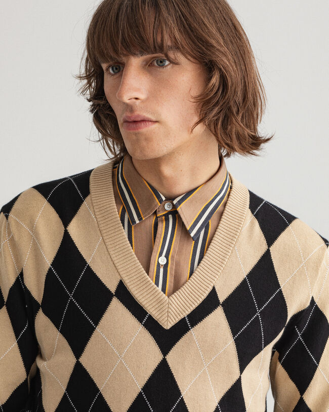 V-Neck Pullover mit Argyle-Muster