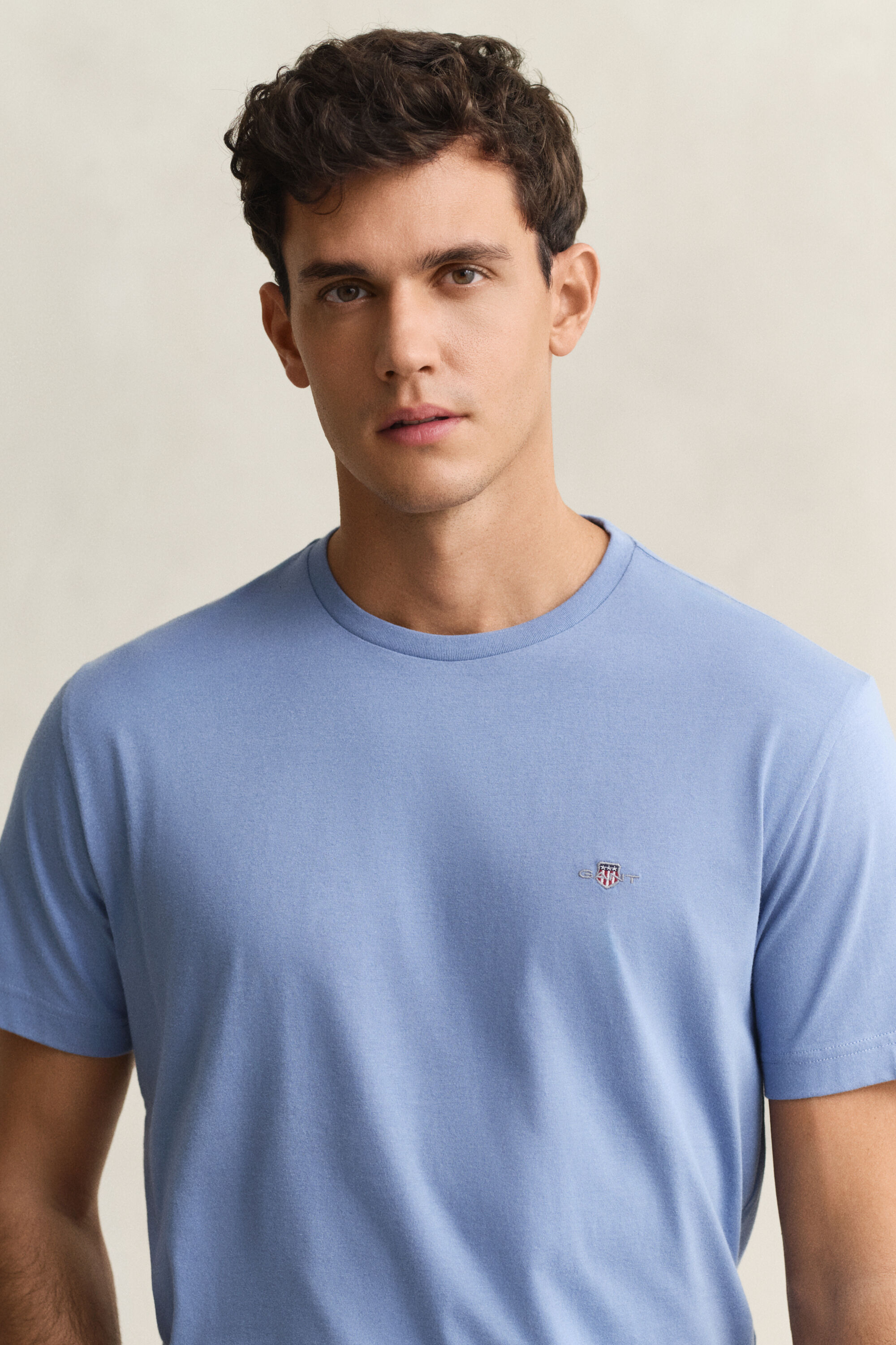 T-shirt coupe regular Shield