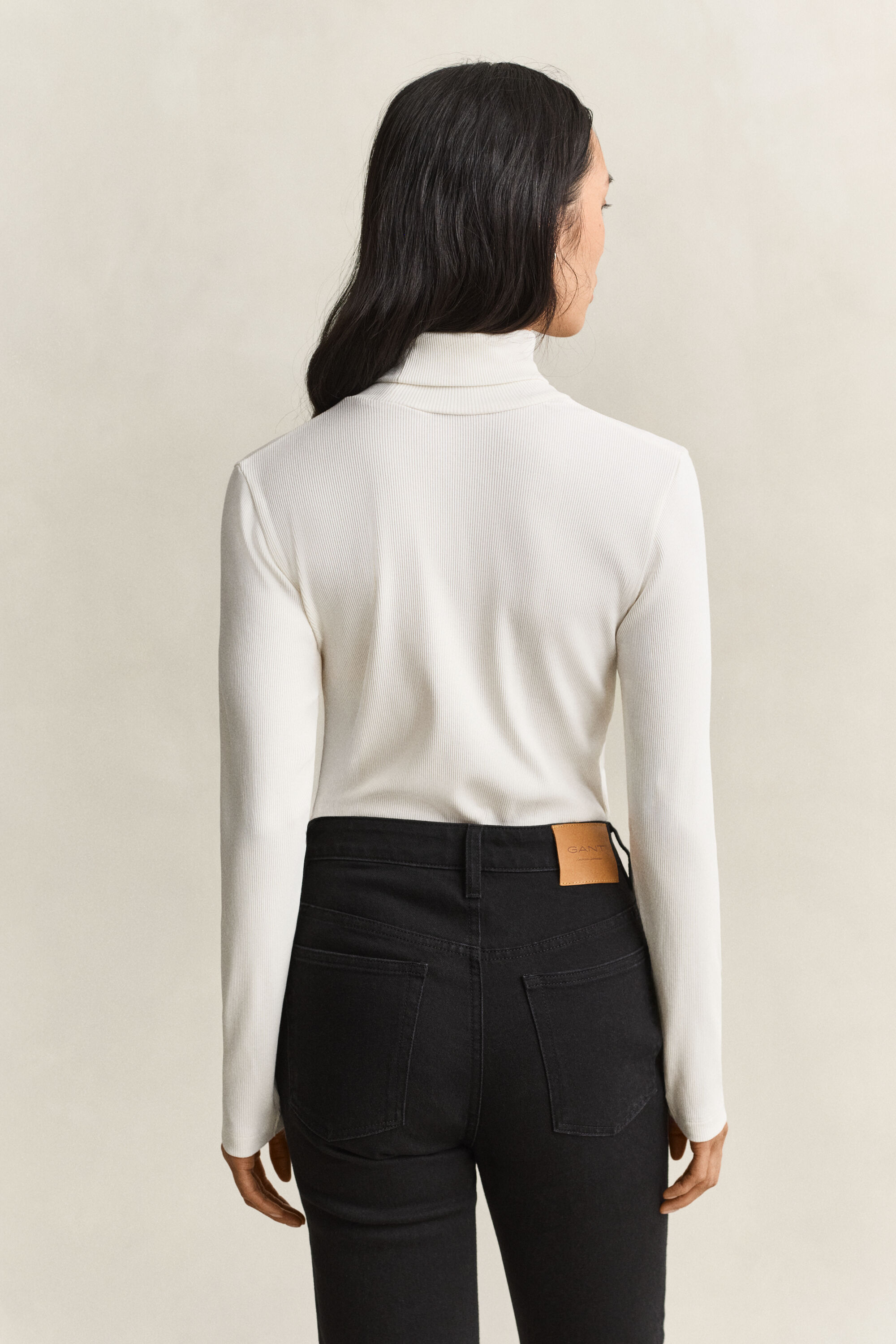 Geripptes Rollkragenshirt
