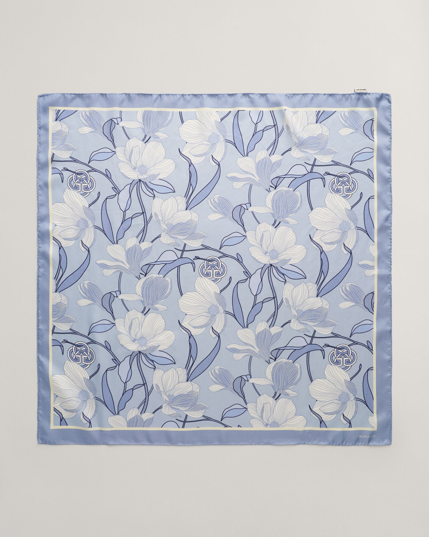 Magnolia Print Seidenschal