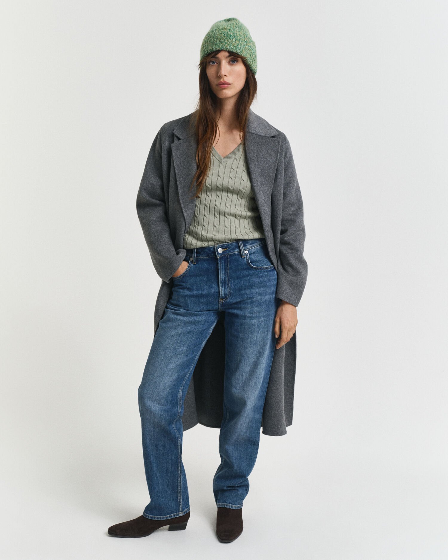 Pull col V en maille torsadée