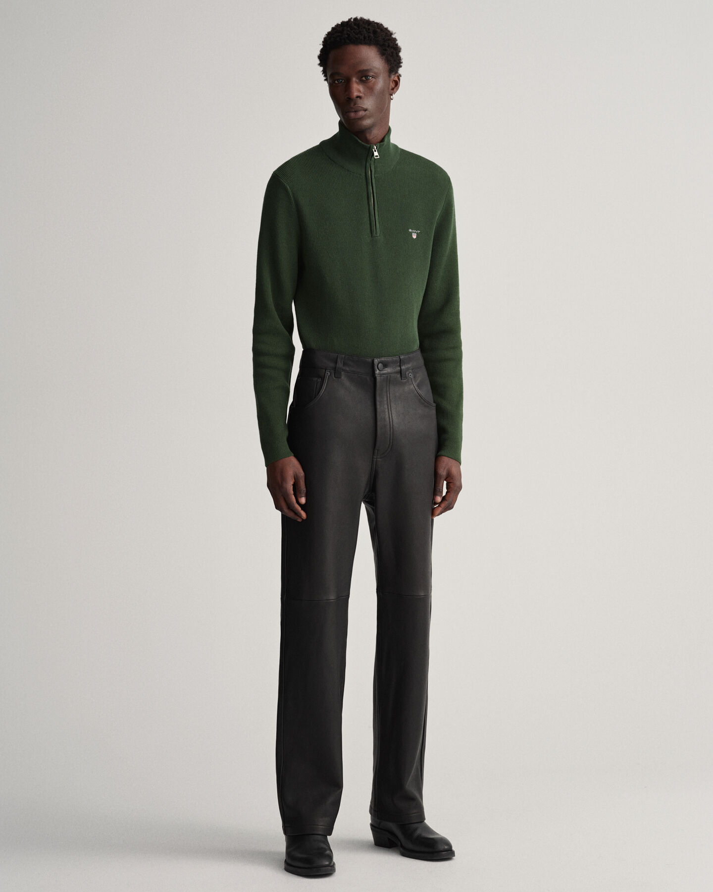 Troyer mit gerippter Struktur