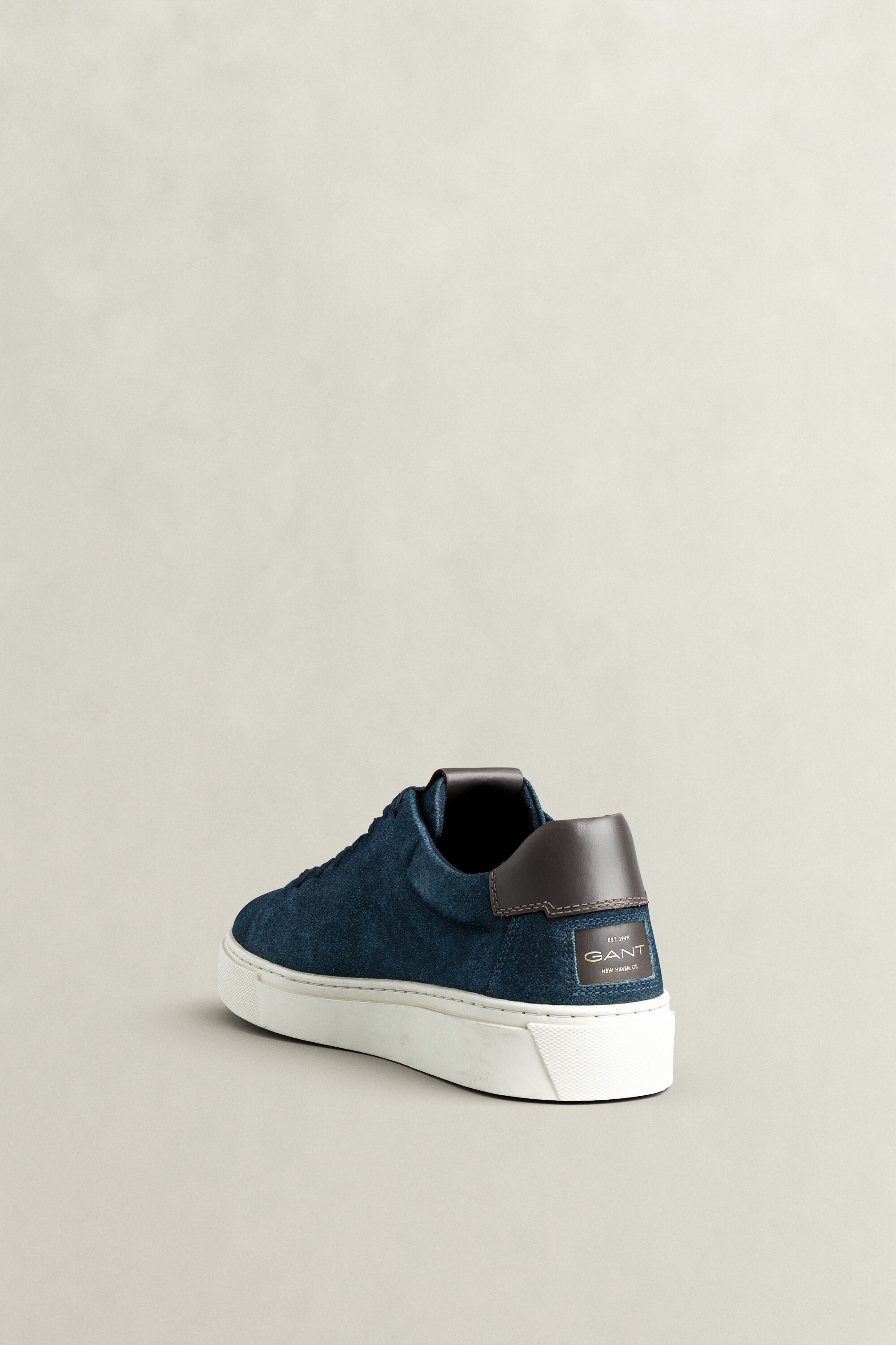 Baskets en daim McJulien