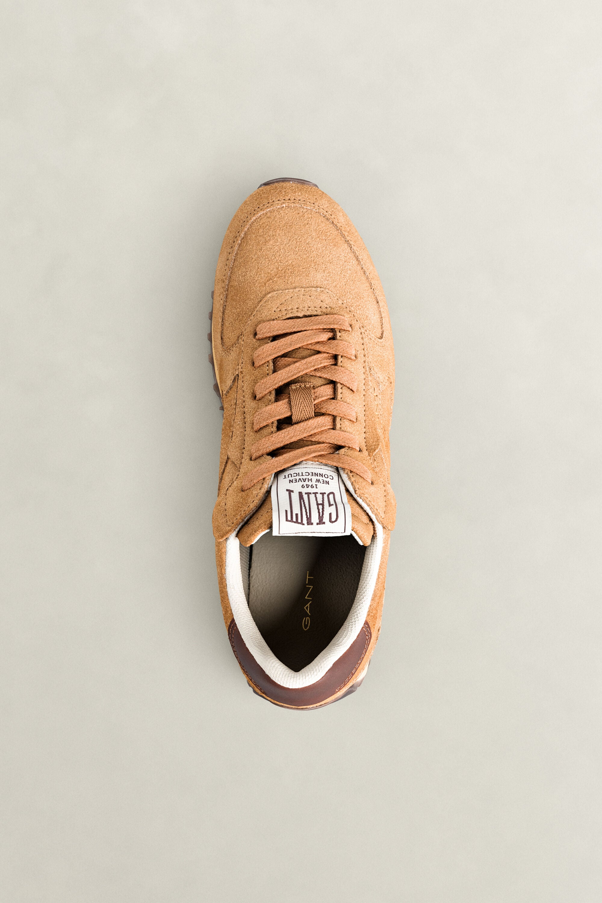 Baskets en daim Beja
