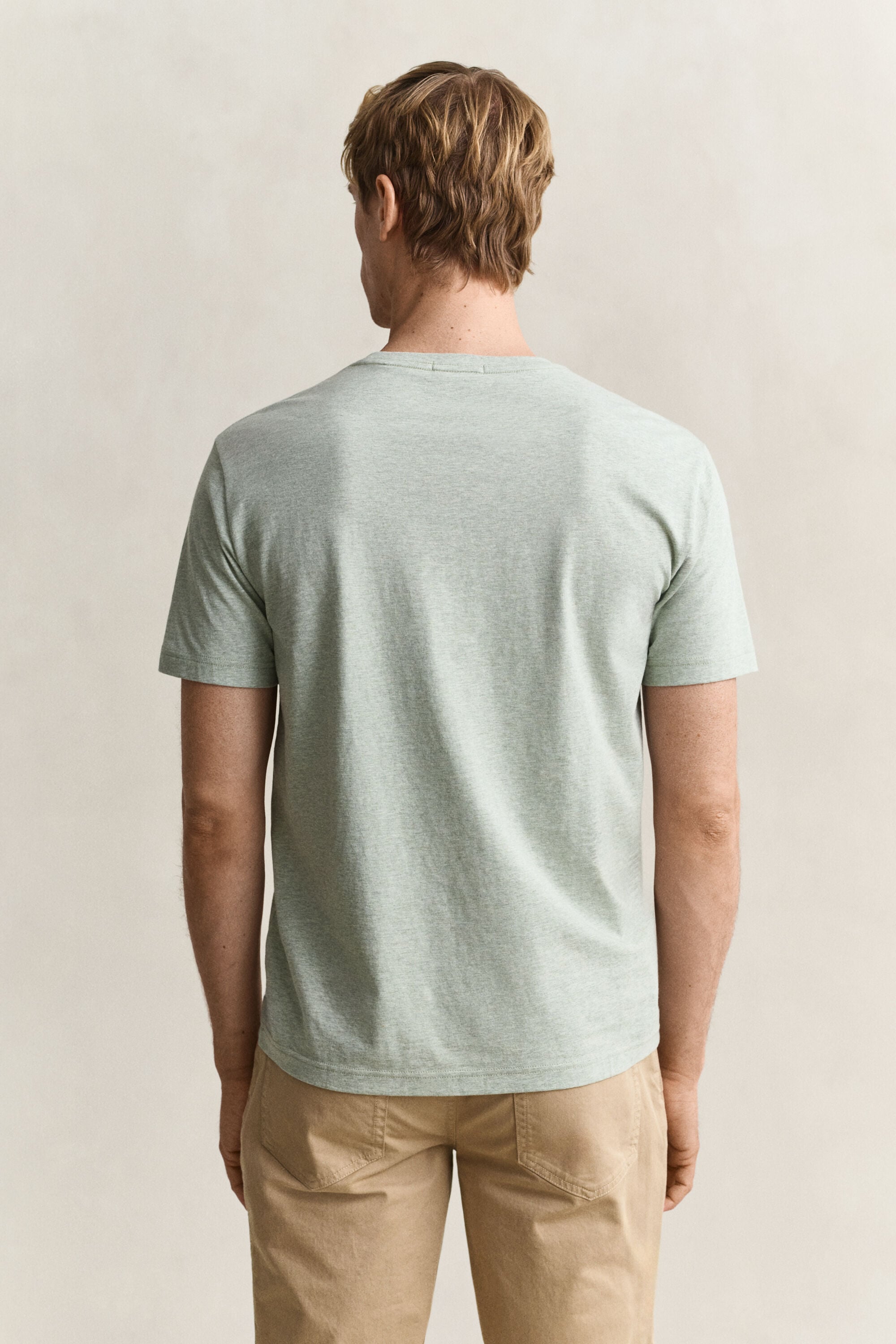 T-shirt regular avec écusson