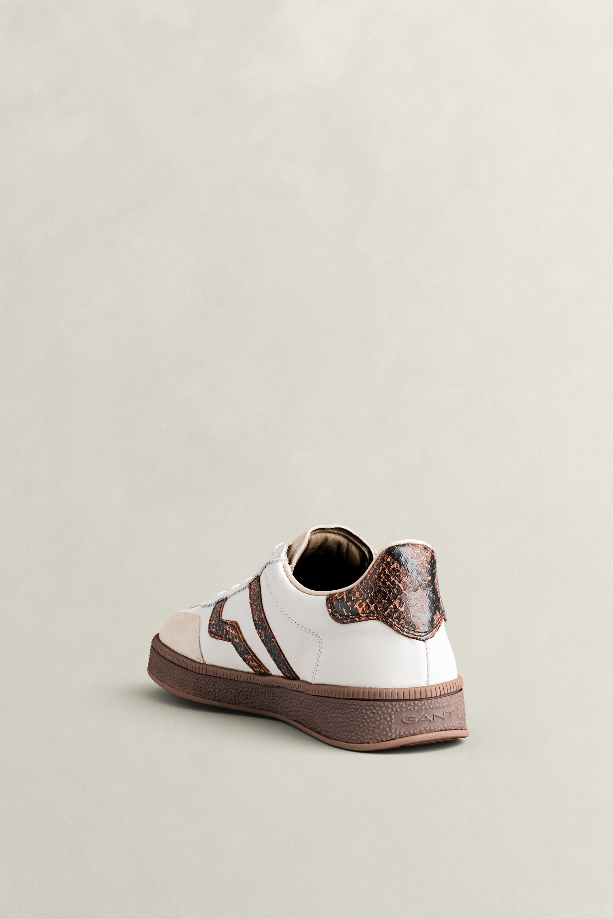 Baskets en daim et cuir Cuzima