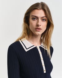 Gerippter Polopullover mit Kontrast