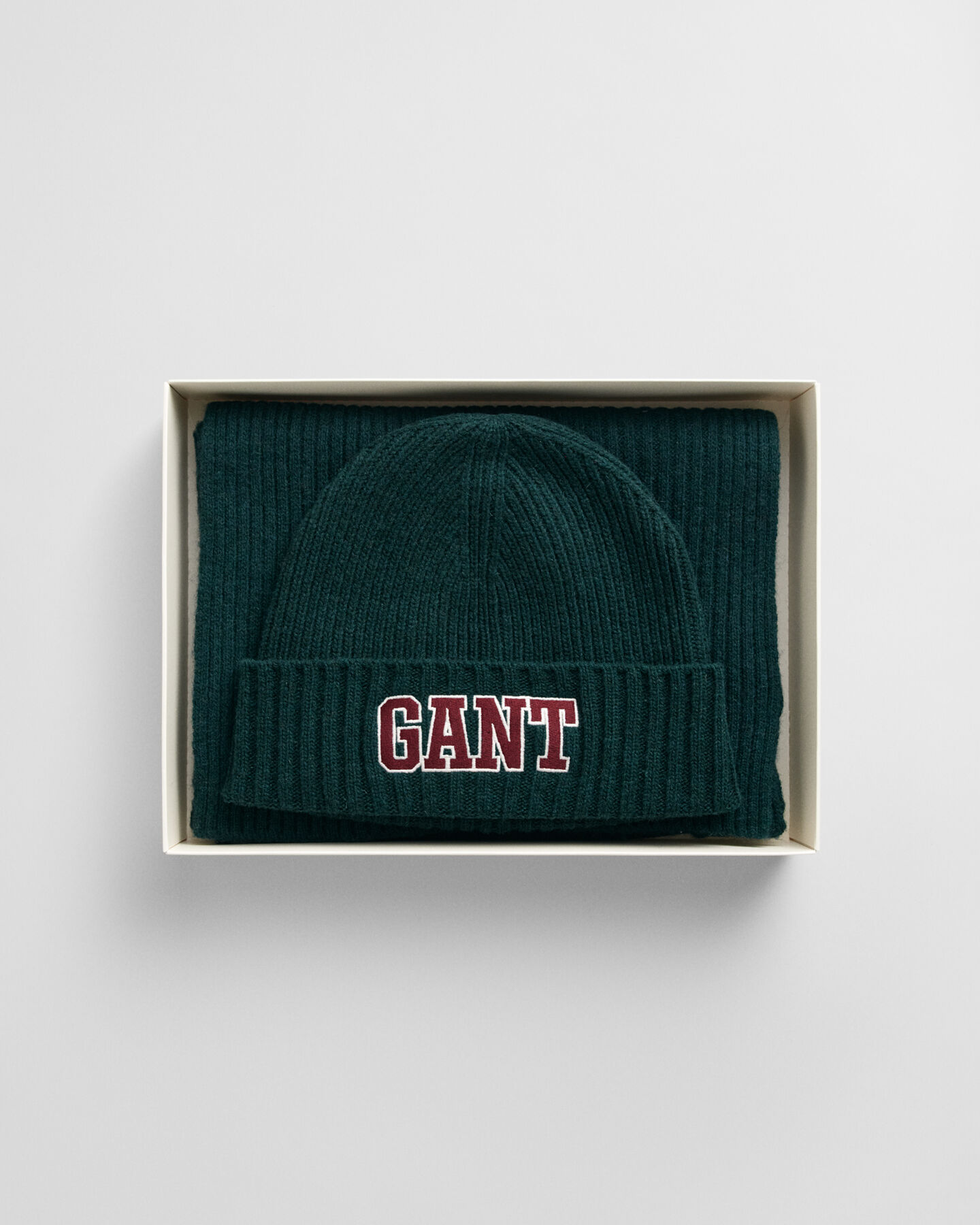 GANT Graphic Beanie und Schal im Geschenkset